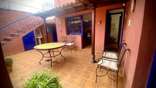 C-canarias Style Big House