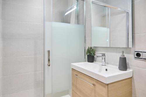 Apartamento Urbieta By Basque Homes