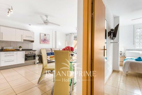 4x Bedrooms Poolside Apartment In Amarilla Golf