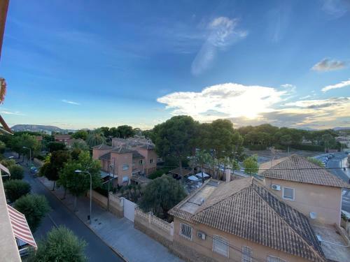 Apartamento Encantador �tico A 2,6 Km de La Playa