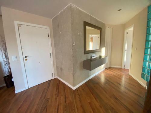 Apartamento Encantador �tico A 2,6 Km de La Playa