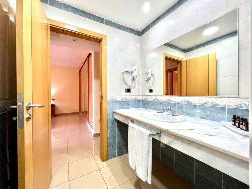 Apartamento Studio By The Sea, Heated Pool, Wifi And Great View
