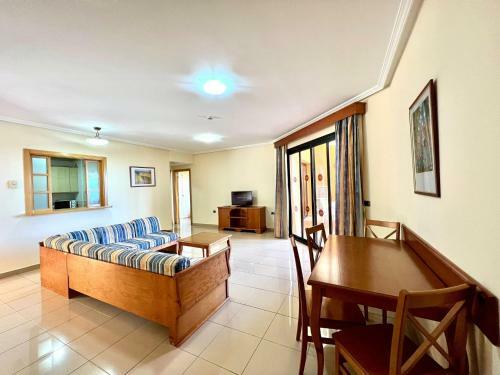 Apartamento Studio By The Sea, Heated Pool, Wifi And Great View
