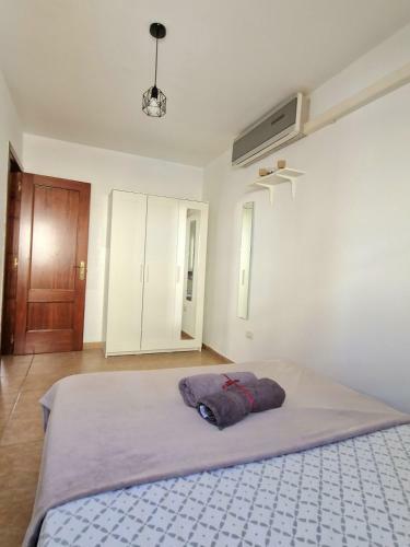 Spacious Chalet Next To The Sea - Airport