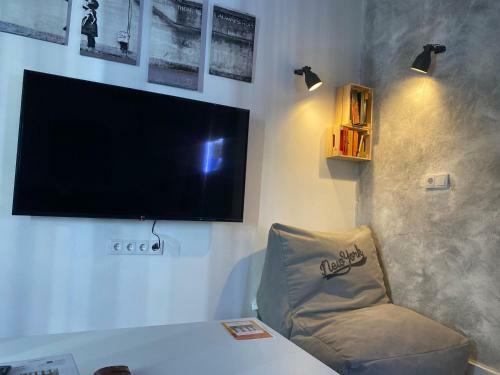 Apartamento La Cueva Del Loco, Bretones 29