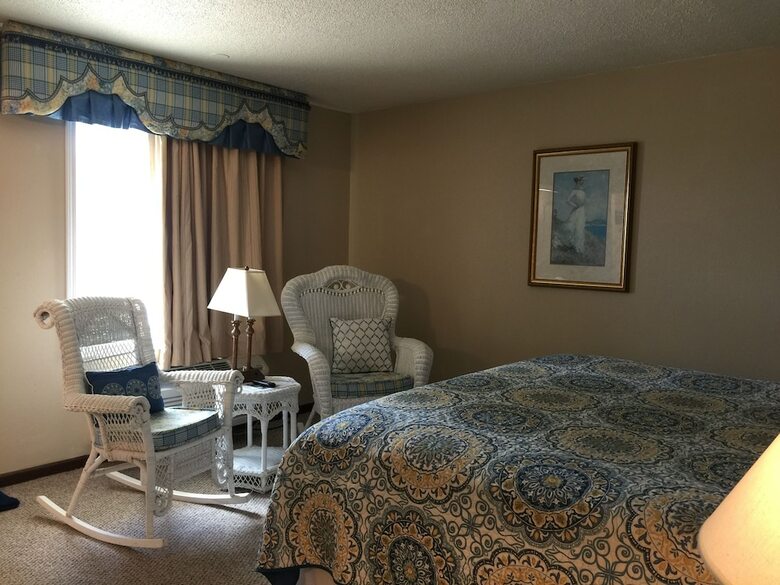 Motel Crest Country Inn