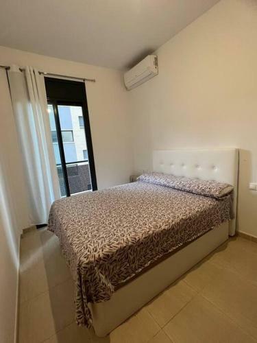 Apartamento Con Piscina ,parking Y Aire Acondicionado
