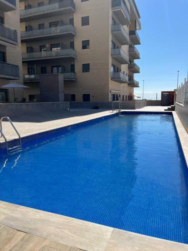 Apartamento Con Piscina ,parking Y Aire Acondicionado