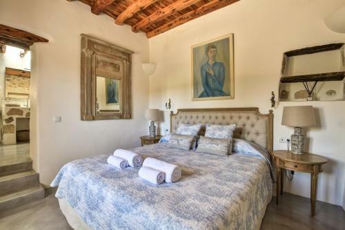 Villa Serras - San Antonio