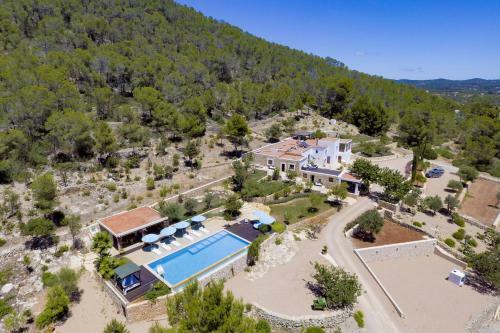 Villa Serras - San Antonio