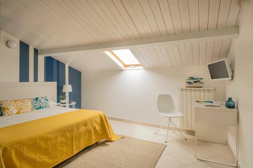 Civico 64 Bed & Breakfast In Mansarda