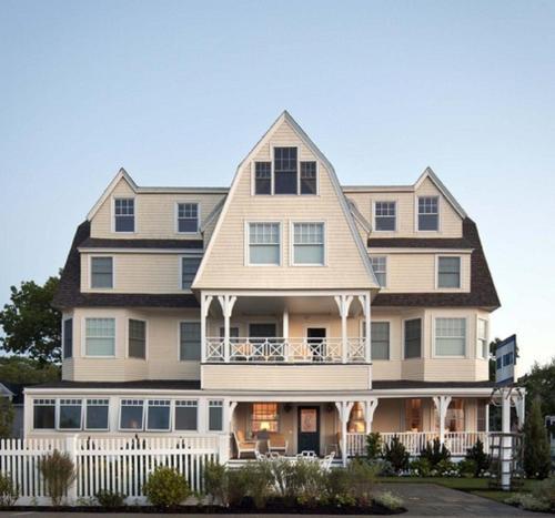 Hotel The Tides Beach Club