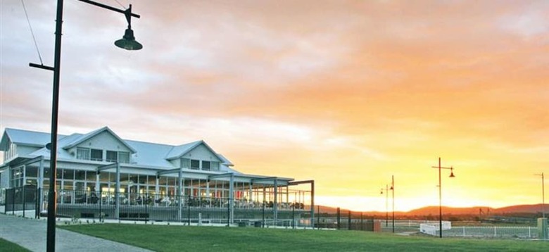 Hotel Peppers York Cove Tamar Valley