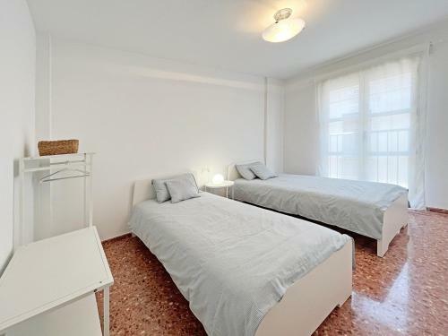 Global Properties, Apartamento de 3 Dormitorios En Sagunto