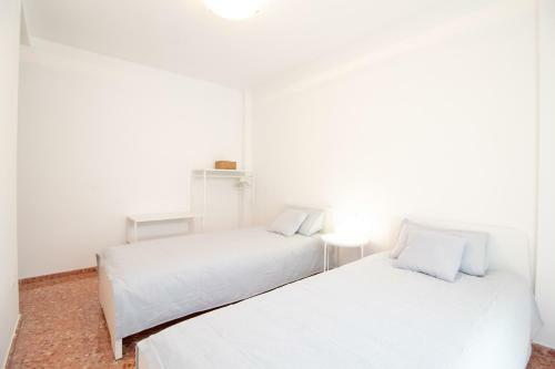 Global Properties, Apartamento de 3 Dormitorios En Sagunto