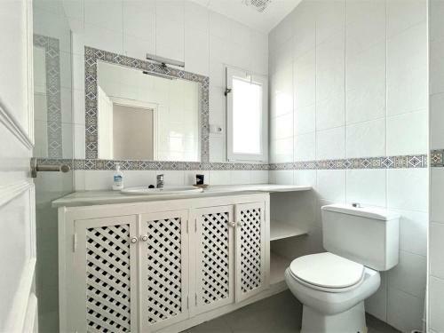 Inviting Holiday Home In Roquetas De Mar With Terrace