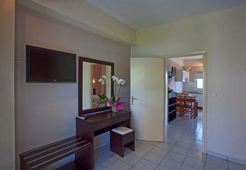 Aparthotel Hotel Kalamitsi Apartments