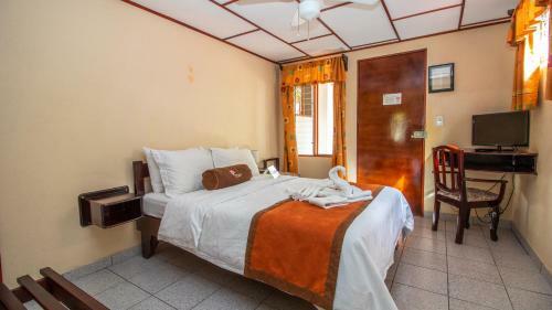 Hotel La Rosa De America