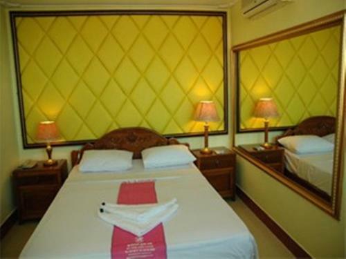 Hostal Sky Park Guesthouse
