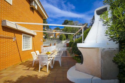 Villa Pluma Planet Costa Dorada - Only Families