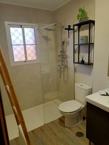 Chalet Adosado En Rinc�n