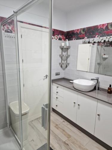 Apartamento Primera L�nea de Playa Con Vistas Al Mar