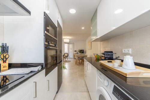 Boooom!!! Apartment With Swimming Pool