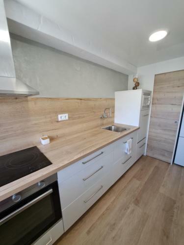 Apartamento 2� L�nea Playa Agustina Aragon