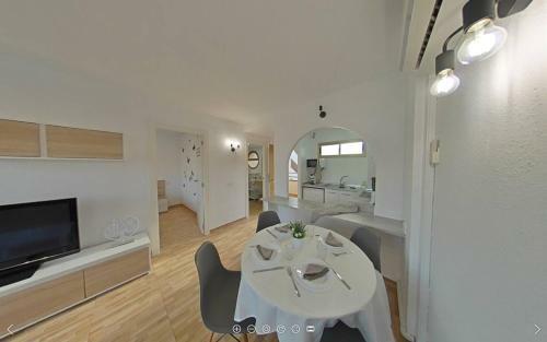 Apartamento 520 � Golden Coast Paradise