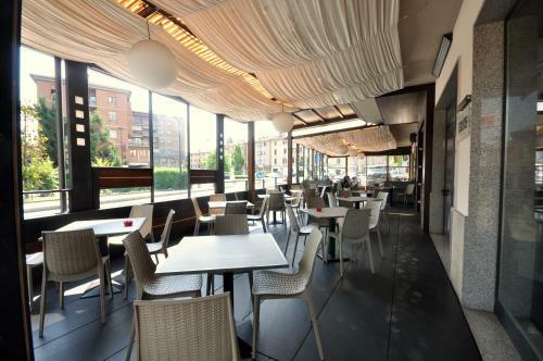 Hotel Drake