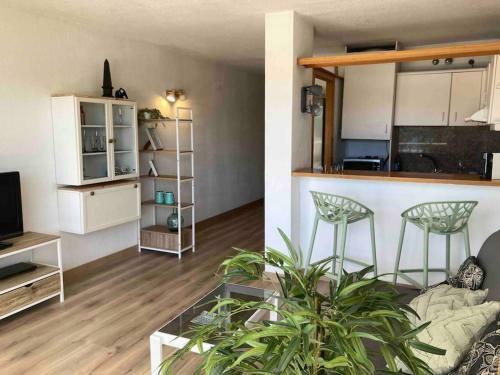 Apartament Amb Vistes Al Mar!