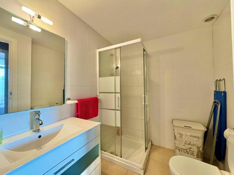 Apartsalou Lea