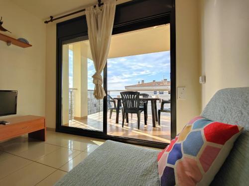 Apartamento Roses, 2 Dormitorios, 6 Personas - Es-258-28