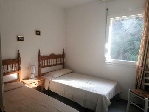 Apartamento Roses, 2 Dormitorios, 4 Personas - Es-258-19