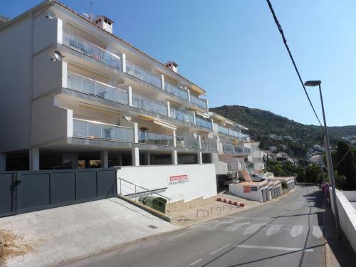 Apartamento Roses, 2 Dormitorios, 5 Personas - Es-258-123
