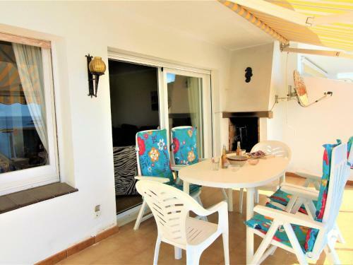 Apartamento Roses, 2 Dormitorios, 5 Personas - Es-258-123