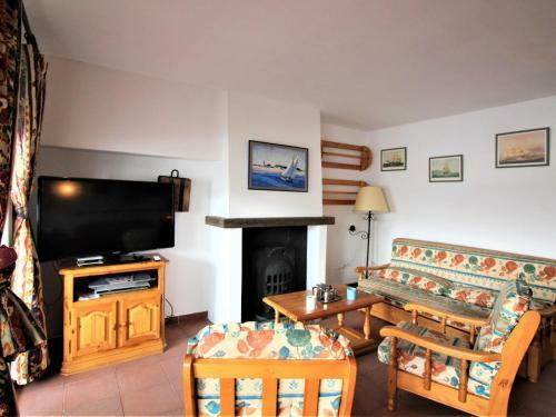 Apartamento Roses, 2 Dormitorios, 6 Personas - Es-258-23