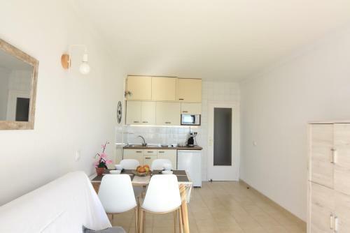 Apartamento Rnet - Meda Chica - Vista Mar