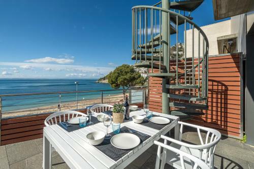 Apartamento �tico Primera L�nea Playa Canyelles