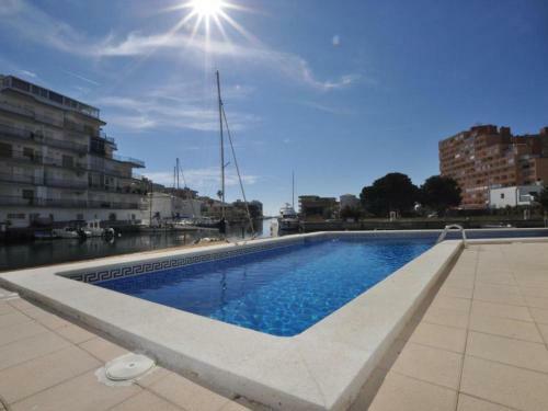 Apartamento Roses, 2 Dormitorios, 4 Personas - Es-258-86
