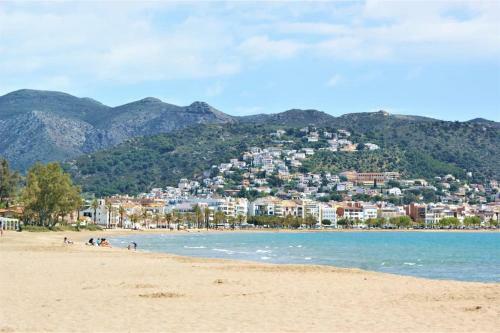 Apartamento Primera L�nea Roses Con Vistas Al Mar