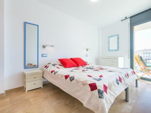 Apartamento Roses, 2 Dormitorios, 4 Personas - Es-228-103