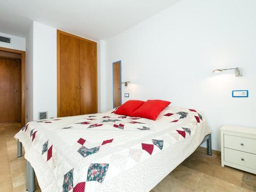 Apartamento Roses, 2 Dormitorios, 4 Personas - Es-228-103