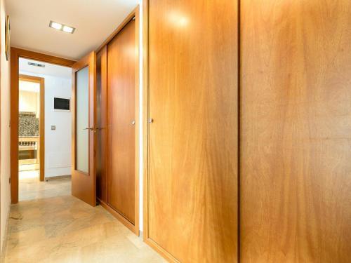 Apartamento Roses, 2 Dormitorios, 4 Personas - Es-228-103