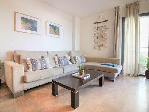 Apartamento Roses, 2 Dormitorios, 5 Personas - Es-228-90