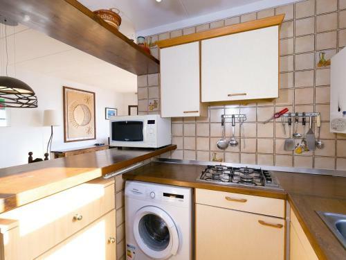 Apartamento Roses, 2 Dormitorios, 4 Personas - Es-228-106