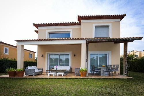 Villa New Aiguesverdes Only Families