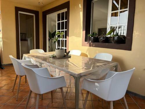 Preciosa Casa Con Jard�n Privado