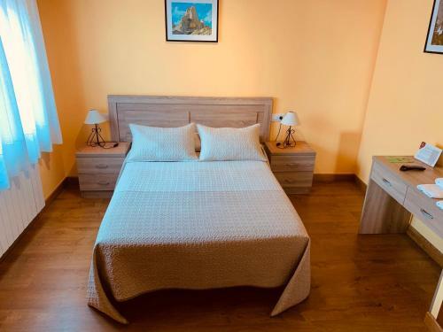 Hostal La Serna