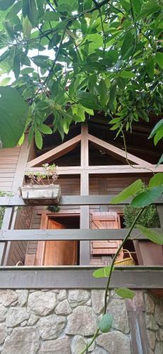 Acogedora Caba�a Con Piscina